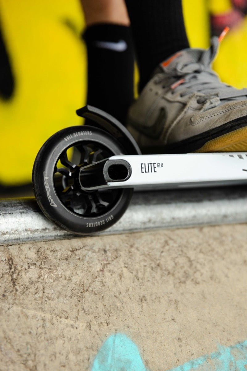 Freestyle koloběžka Grit Elite 6er Greyed